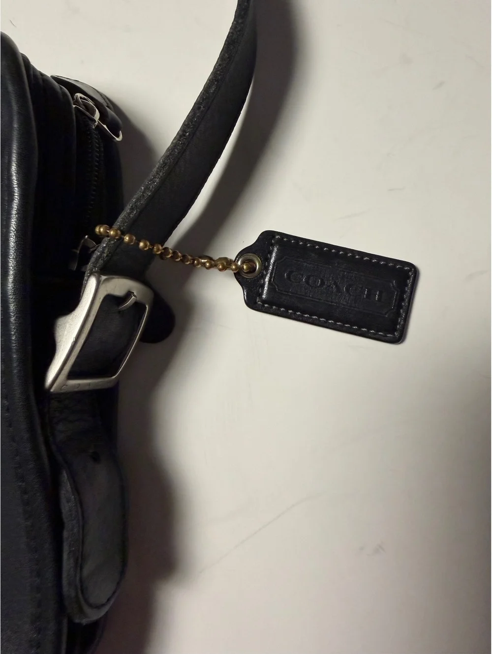Vintage Coach 9817 Camera Bag Black Leather Crossbody USA Made Classic Minimal